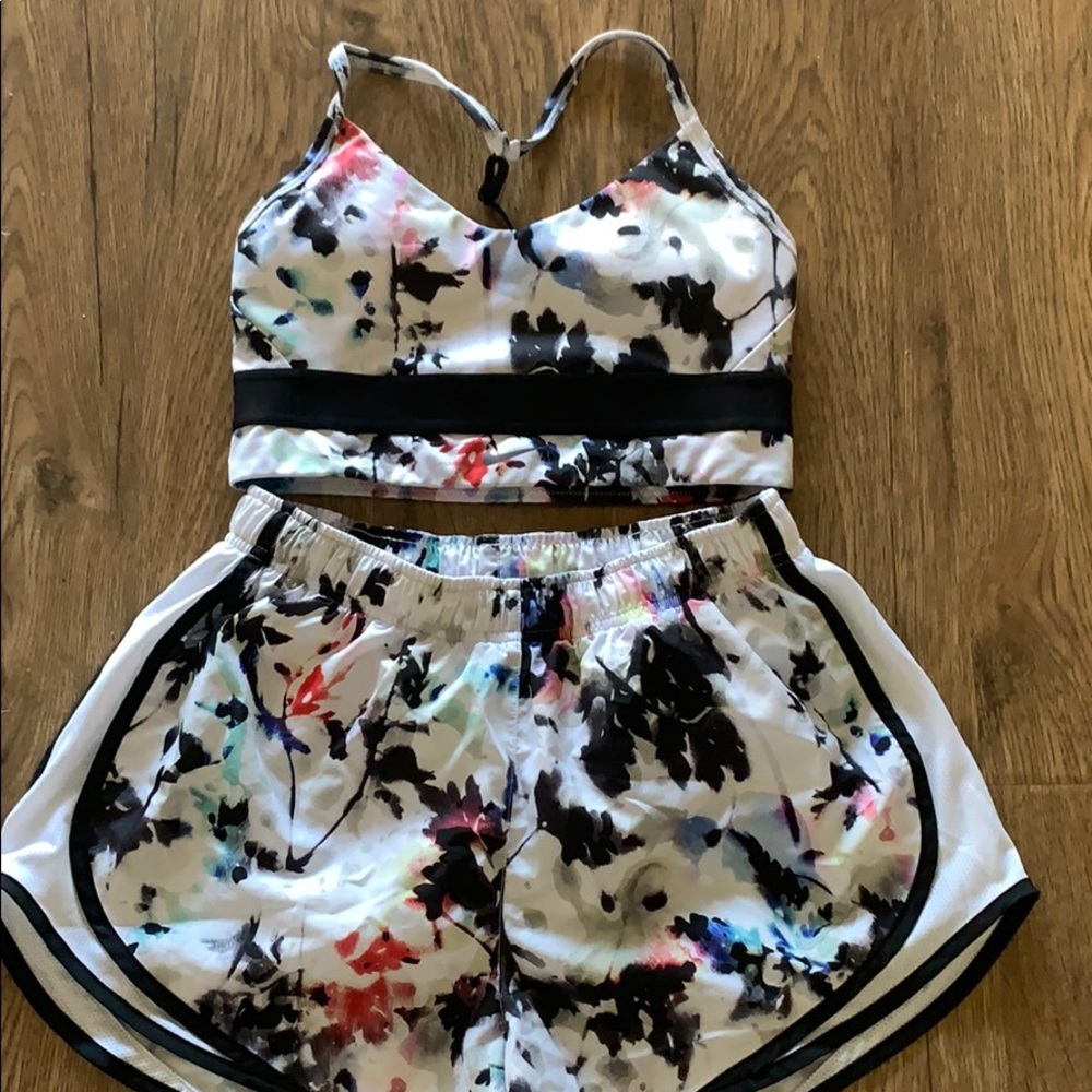 Nike sports bra/shorts set